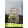 Image 6 : 2 Clear Insulators