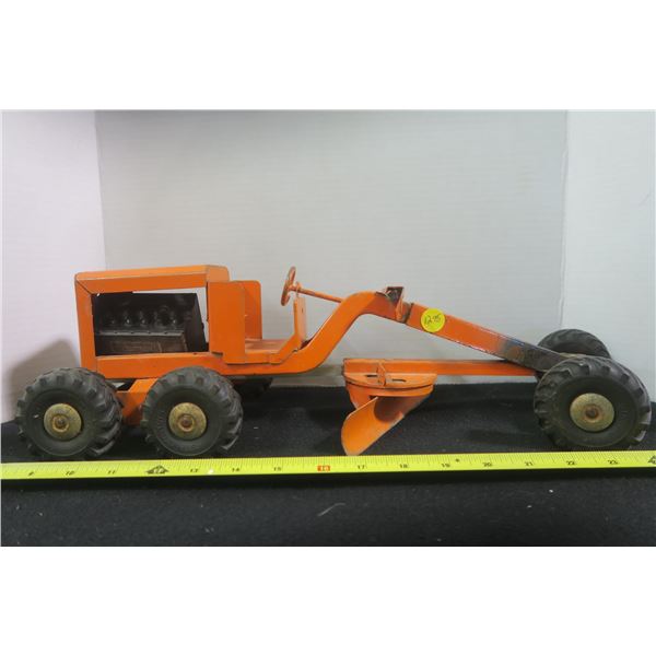 Metal Grader - Open Model (Missing Parts, Steerable)