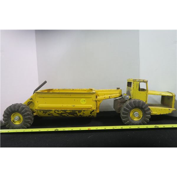 Earth Mover (Missing Plastic Motor & Muffler Dump Works)