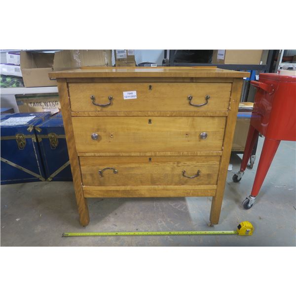 Antique 3 Drawer Dresser