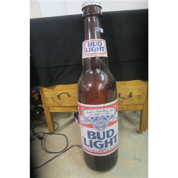 3 Foot Budlight Hanging Lamp In Working Condition