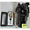 Image 1 : Metal moose hunter wine bottle display & boxed unique bottle stopper