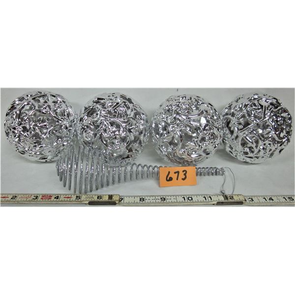 Set of 4 4" orante Alfred Sung xmas balls & 9" glitter silver decoration