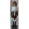 Image 4 : Boxed wooden 32" festive Nutcracker xmas decoration