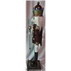 Image 5 : Boxed wooden 32" festive Nutcracker xmas decoration
