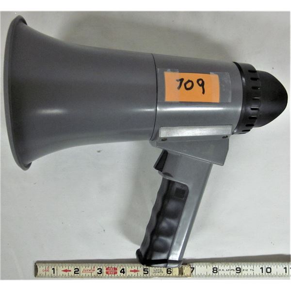 Realistic power horn megaphone battery operated