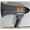 Image 1 : Realistic power horn megaphone battery operated