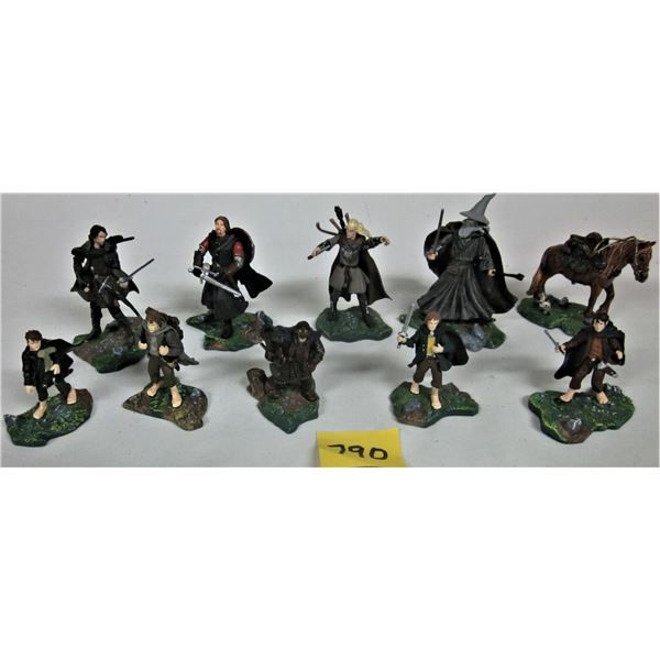 Lot of 10 miniature 2003 Lord of the Rings battle scale action figures