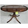 Image 1 : Vintage 29" X 17" X 19"W Mahogany oval duncan Phyfe coffee table, metal claws