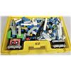 Image 2 : 1980's Vintage Fisher Price Construx lot / rare yellow plastic storage carry case