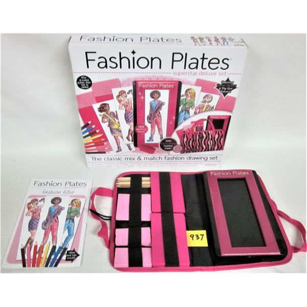 Boxed 2015 FASHION PLATES "Superstar Deluxe Set"