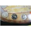 Image 2 : 1999 Canada Millennium set of 12 coins and medal. Includes 12 25 cents for each of the 12 months of 