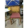 Image 6 : Vintage Table And 2 Chairs