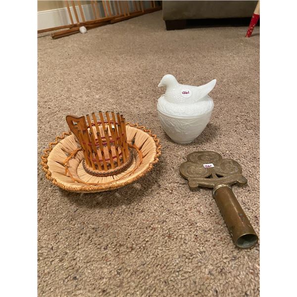 straw cup & plate, girl guide flag topper & Avon hen on nest