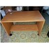 Image 1 : TV STAND 17 X 25 X 15"