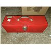 Image 1 : METAL TOOLBOX W/ CONTENTS