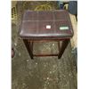 Image 2 : STOOL 26" TALL