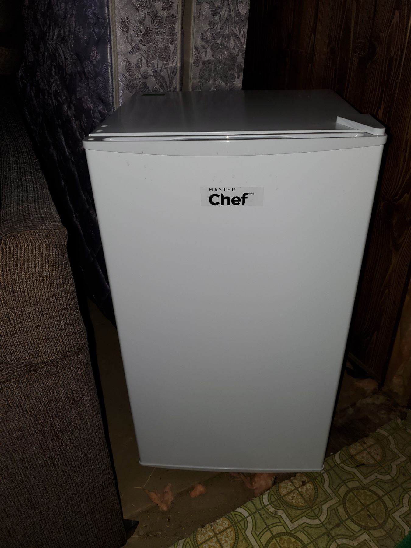 MASTERCHEF COMPACT REFRIGERATOR Schmalz Auctions