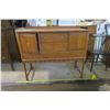 Image 1 : Antique Oak Buffet 46 X 18 1/2 X 38 1/2