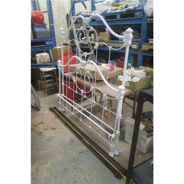 White Iron Antique Bed, Headboard, Footboard, and Rails Double Size