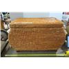 Image 1 : Wicker Storage Bench