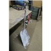 Image 3 : Scoop Shovel