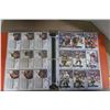 Image 20 : Binder of Hockey Cards