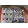 Image 33 : Binder of Hockey Cards
