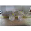 Image 1 : 3 Glass Bowls and 2 Vases