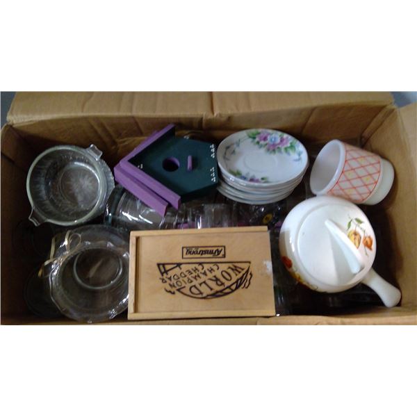 Box of misc. kitchen items