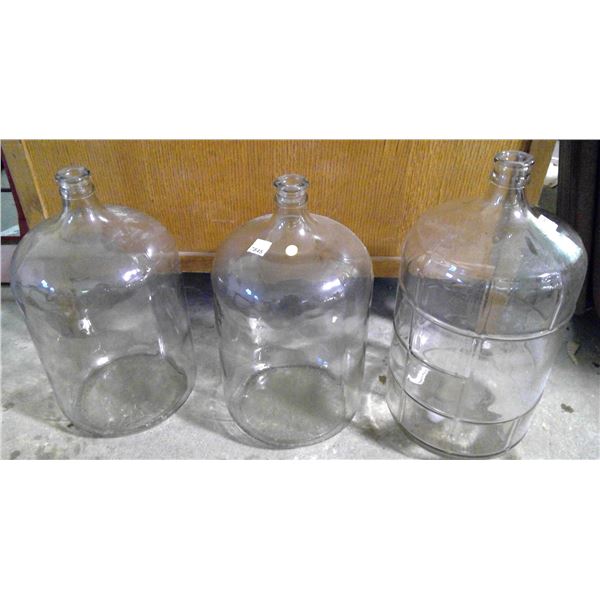 3x Wine Vessels (Glass)