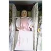 Image 3 : 3 Porcelaine Dolls