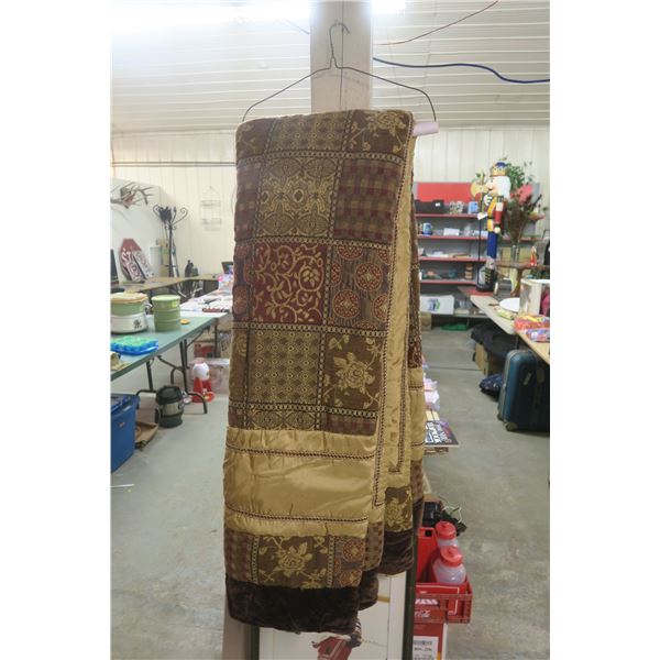 Queen Sized Comforter