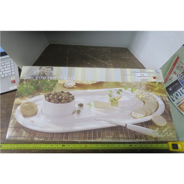 3 Piece Hostess Set NIB