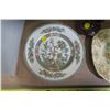 Image 2 : 2 Decorative Plates, Cat Statue and Vase