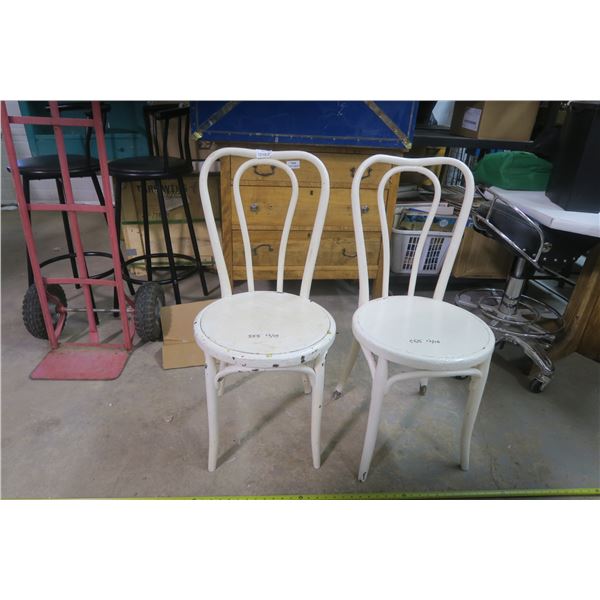2 Vintage Chairs