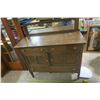 Image 1 : 48 X 21 X 39 Buffet W/ Mirror