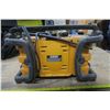 Image 4 : Dewalt Portable Radio