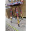 Image 5 : Colorful Stool