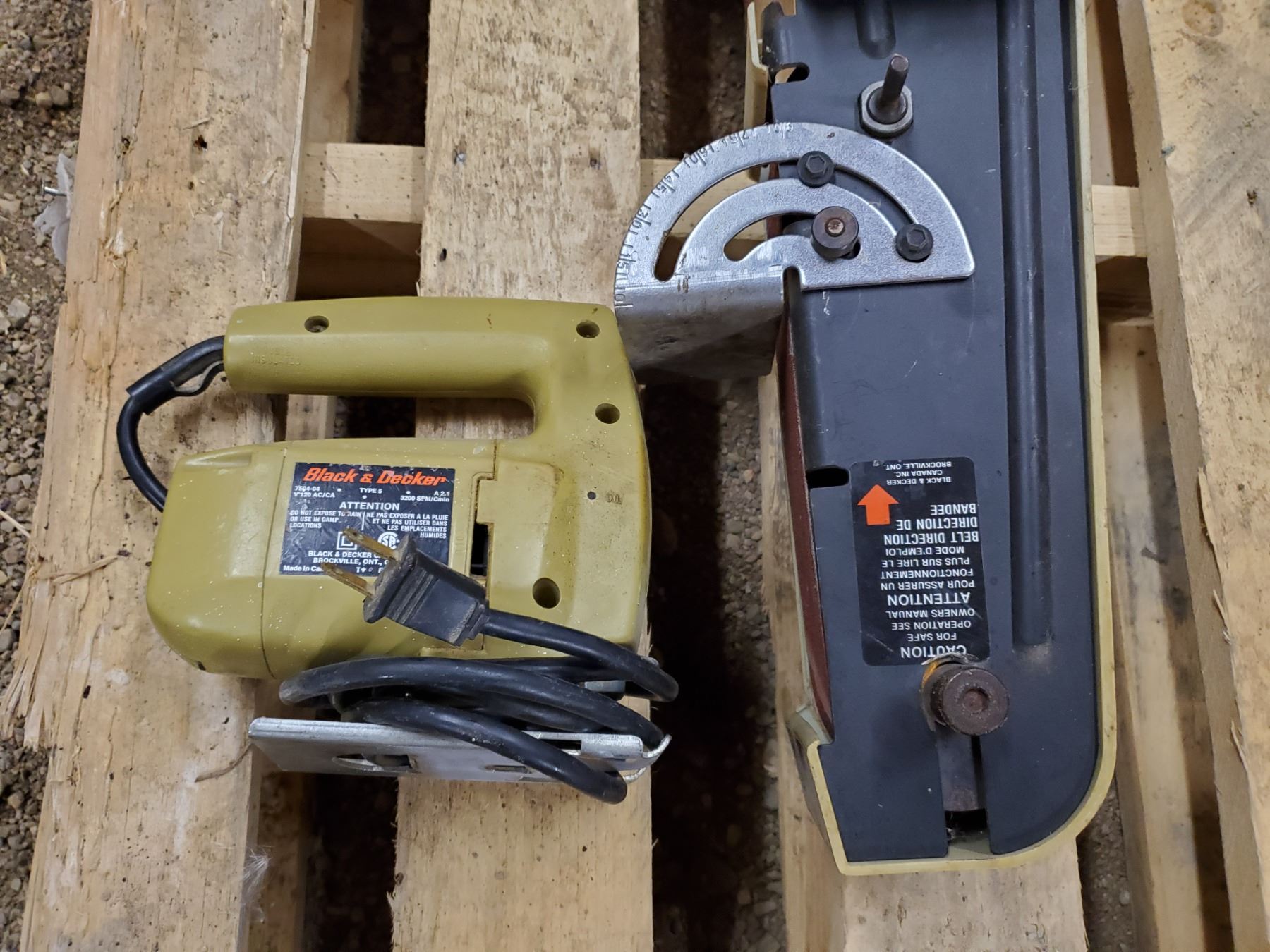 Decker Sharp BLACK & DECKER JIG SAW + SHARP 'N SAND