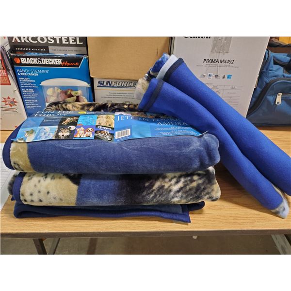 50 X 60" THROW & SMALLER THROW