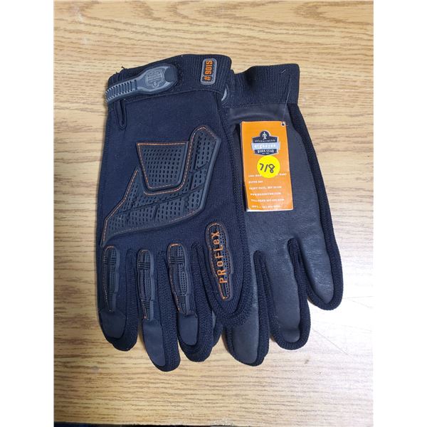 PAIR XL VIBRATION REDUCTION GLOVES - BRAND NEW