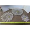 Image 1 : 3 Glass Trays