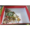 Image 5 : Box of Jewelry