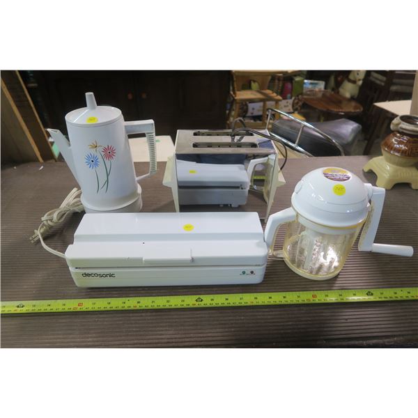 Misc. Vintage Kitchenware