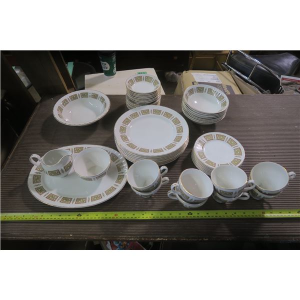 Dish Set