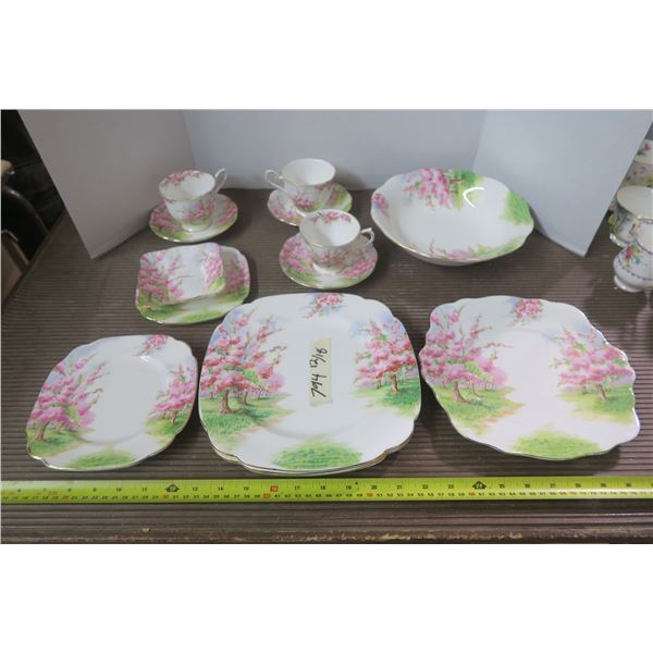 Royal Albert China 'Blossom Time" Pattern