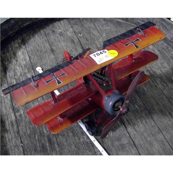 Metal WWI German Tri-Plane