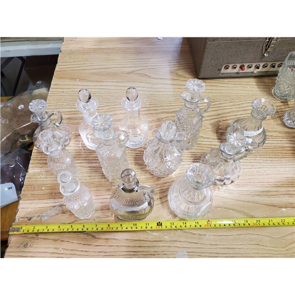 LOT OF VINEGAR BOTTLES