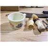 Image 2 : MISC LOT - RAZORS, MUG, STROP & MISC